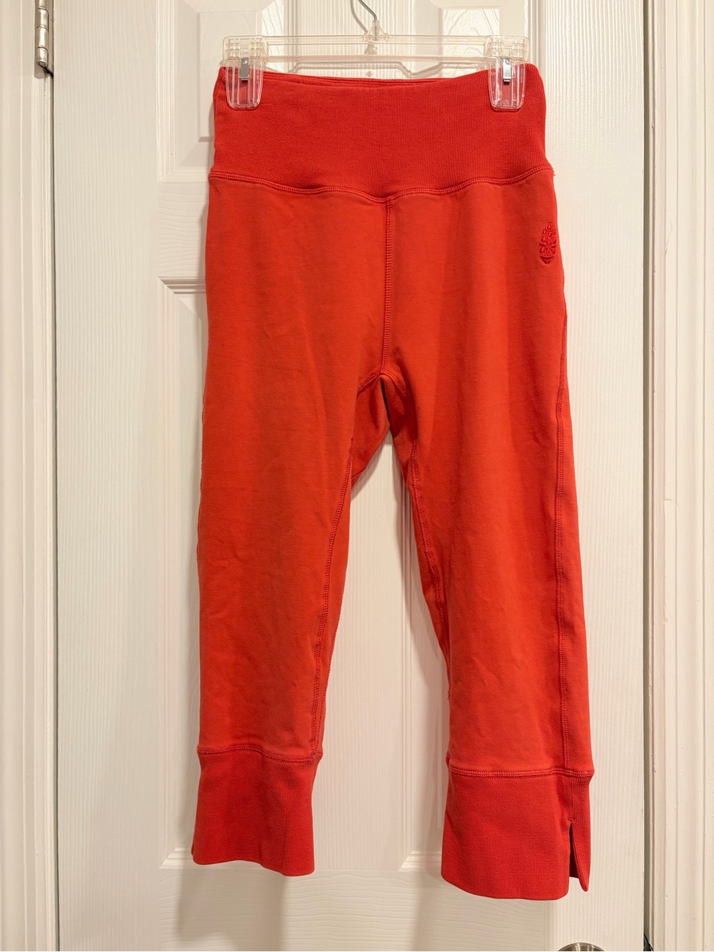 FP Movement Free People Bright Red Orange High-Waist Capri Leggings Size Medium
